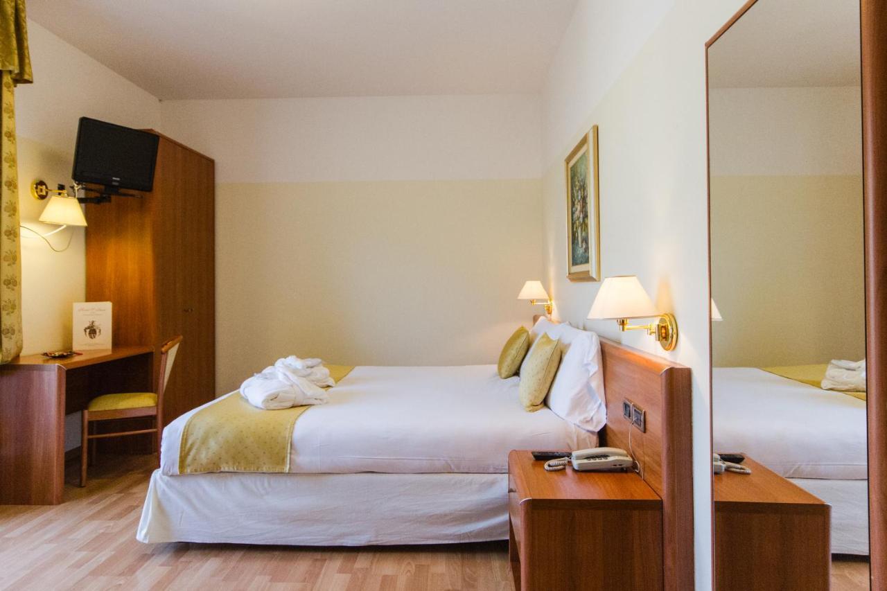 Hotel Sant'Ilario Rovereto  Exteriör bild