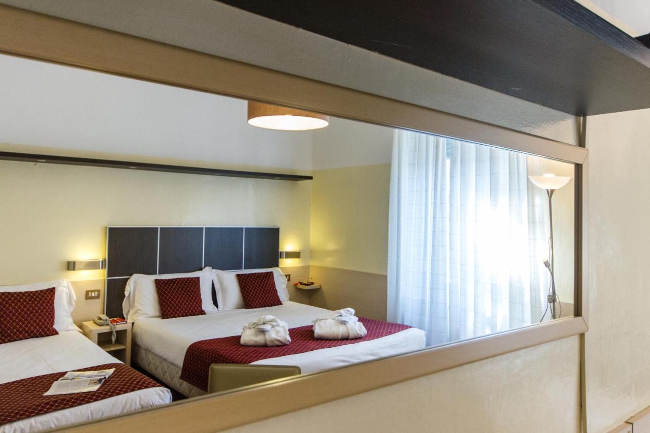 Hotel Sant'Ilario Rovereto  Exteriör bild